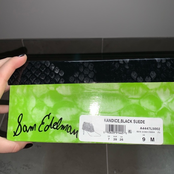 Sam Edelman Kandice, Black Suede Fringed Booties - Picture 5 of 5